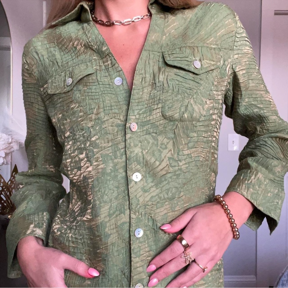 Y2K button down blouse - Picture 2 of 3